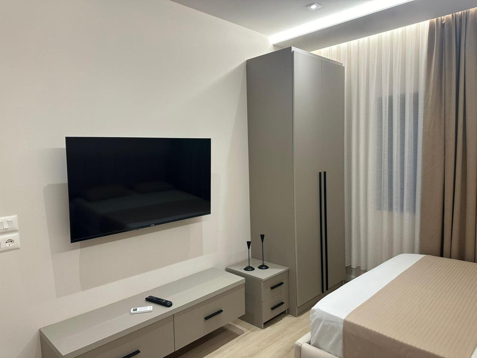 Home To Go Studio Apartament ติรานา ภายนอก รูปภาพ